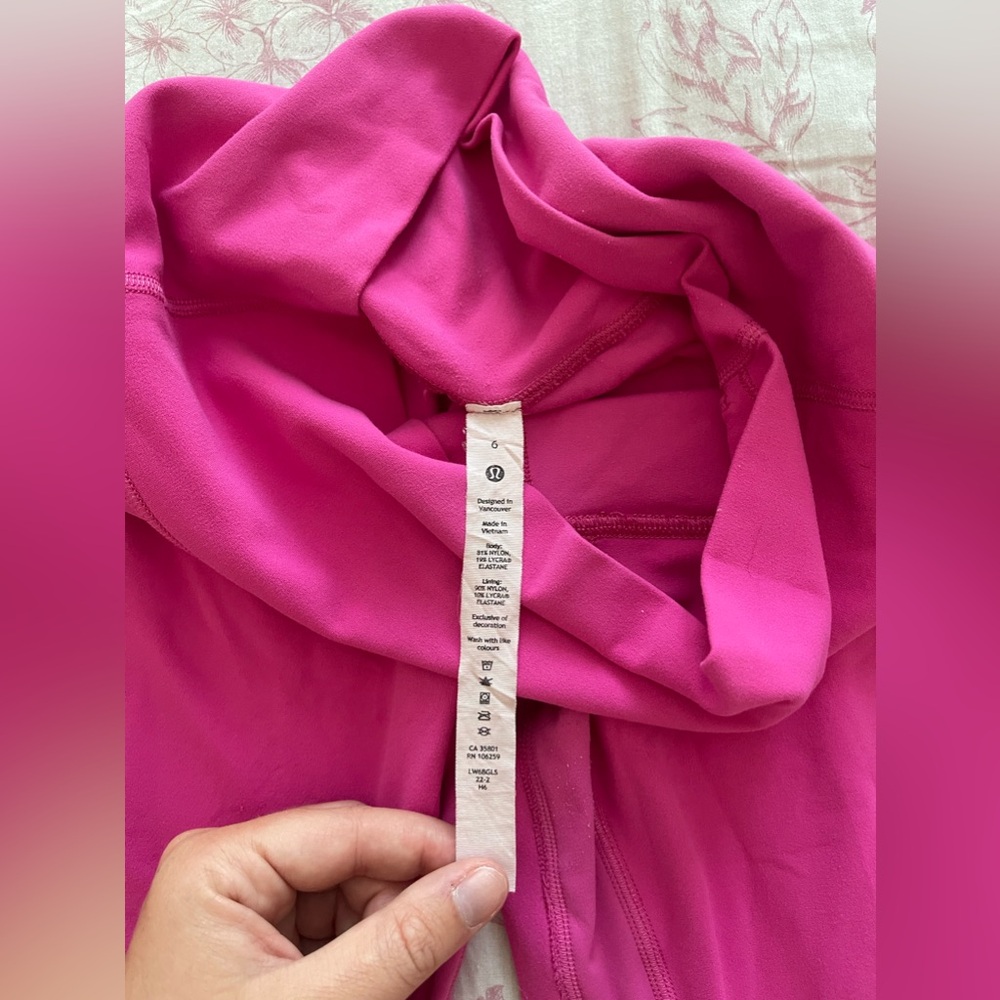 lululemon Align High-Rise Crop 23” Size 6 (Sonic Pink) - Picture 2 of 3